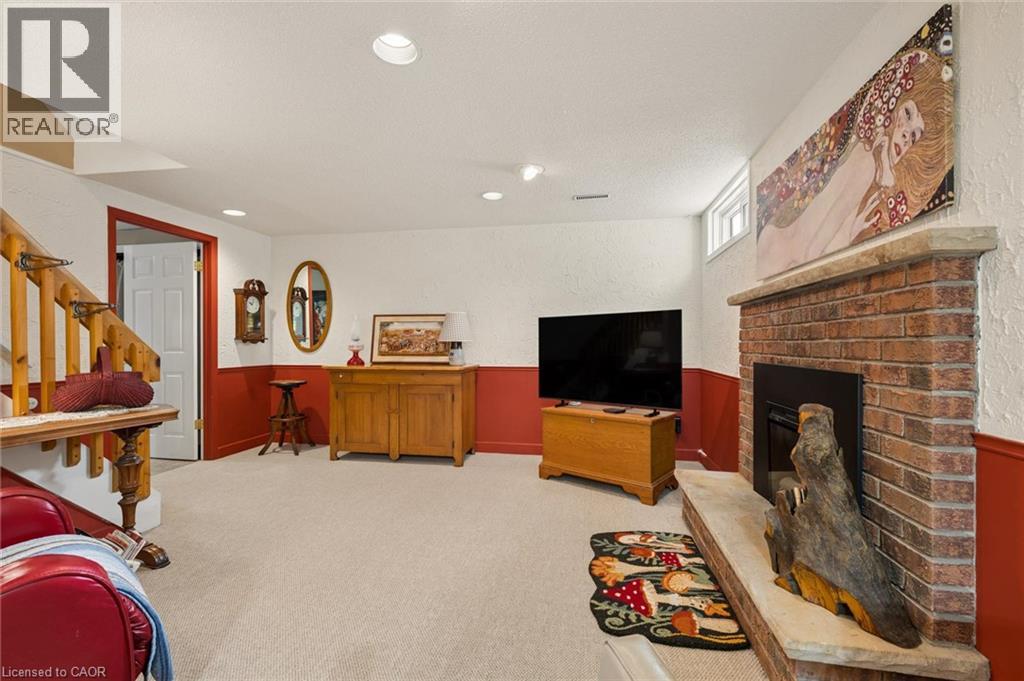 40 Water Street Property Photo 25
