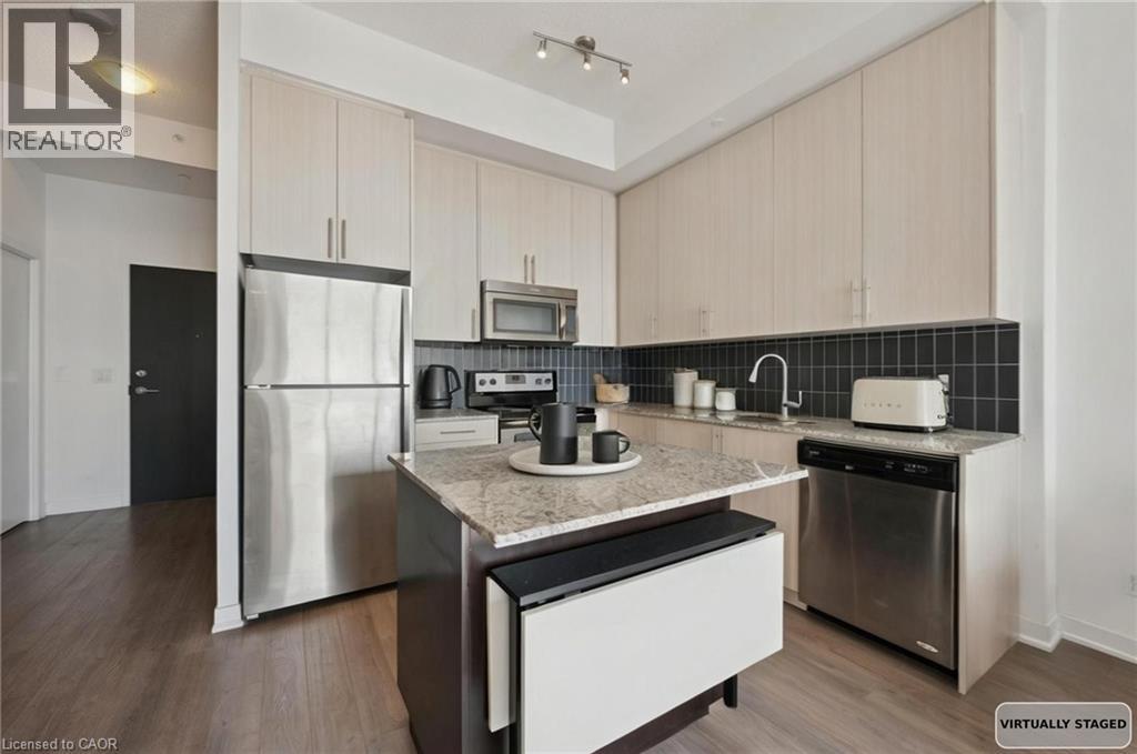 85 Duke Street Unit# 1707 Property Photo 5
