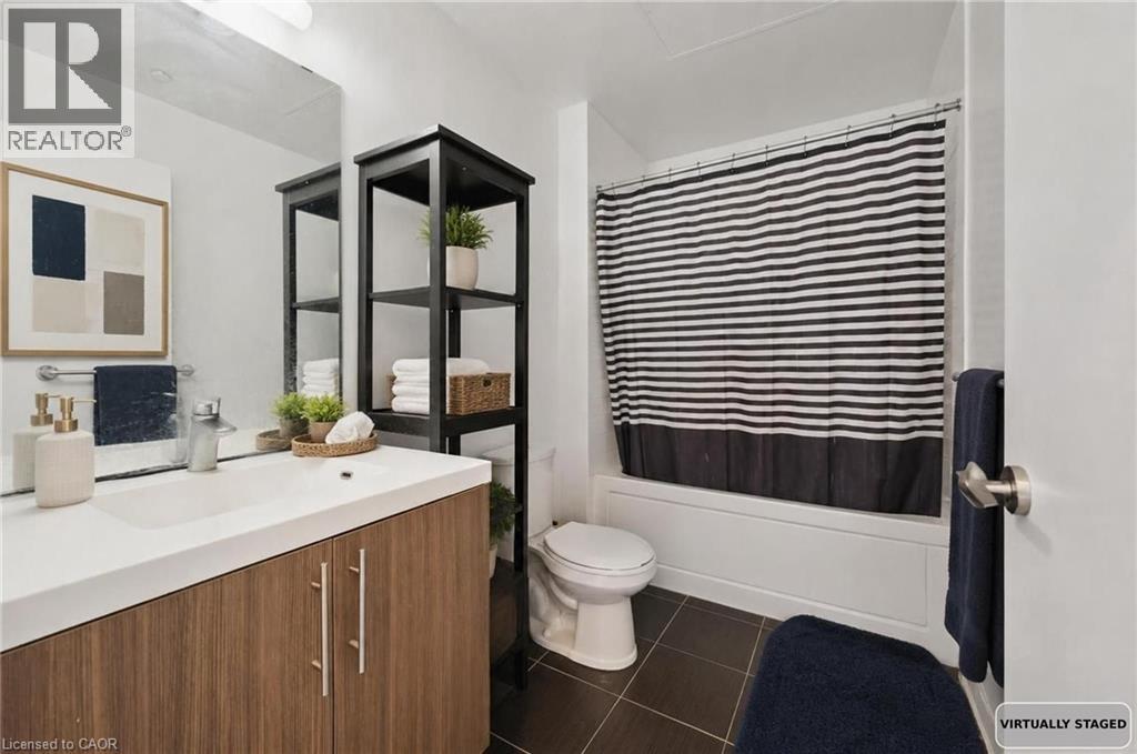 85 Duke Street Unit# 1707 Property Photo 12