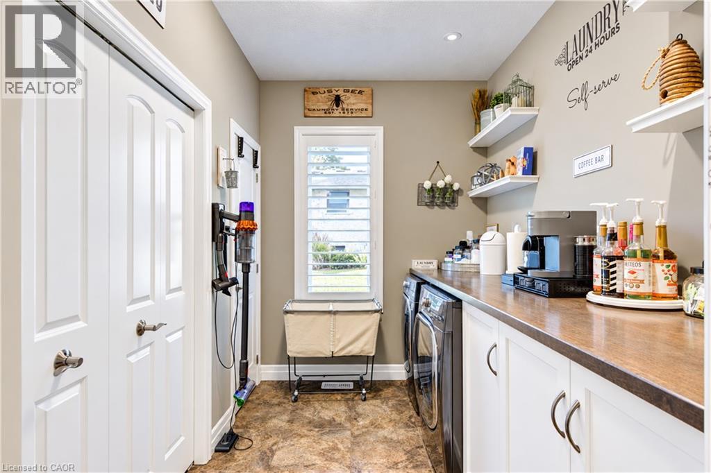 71 Centre Street Property Photo 24