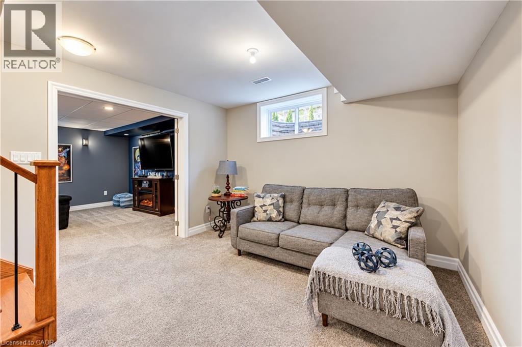 71 Centre Street Property Photo 28
