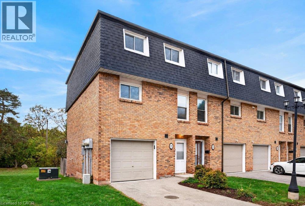 21 ROSEDALE Court Property Photo 1
