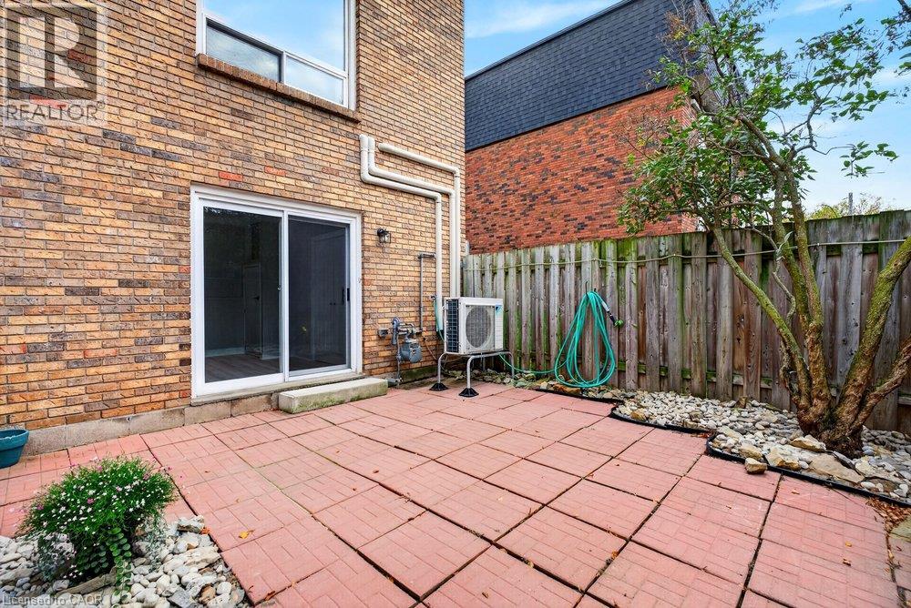 21 Rosedale Court Property Photo 39