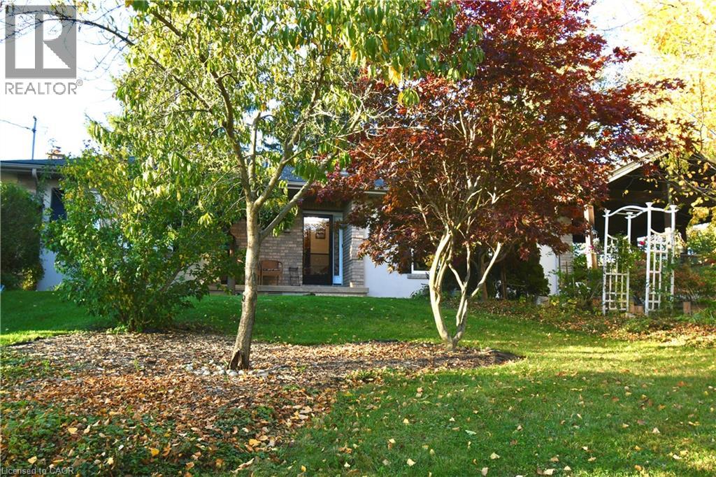 855 Governors Road Property Photo 5