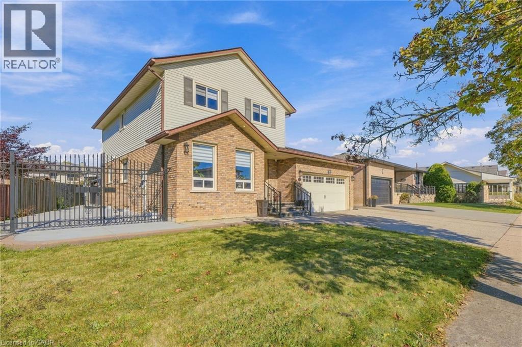 367 Hemlock Avenue Property Photo 4