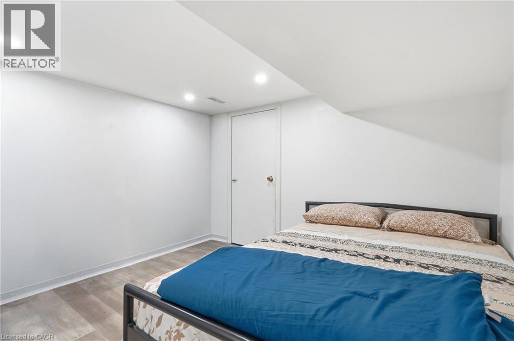 367 Hemlock Avenue Property Photo 35
