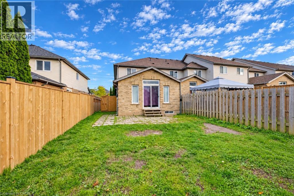 145 Activa Avenue Property Photo 4
