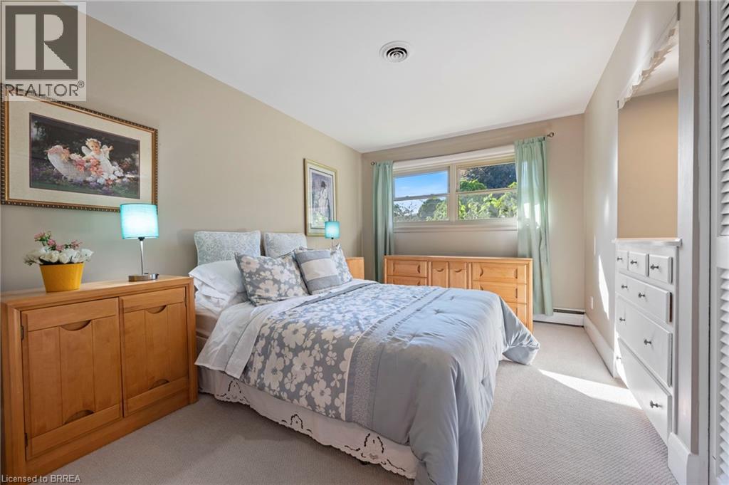 6 Howard Road Property Photo 18
