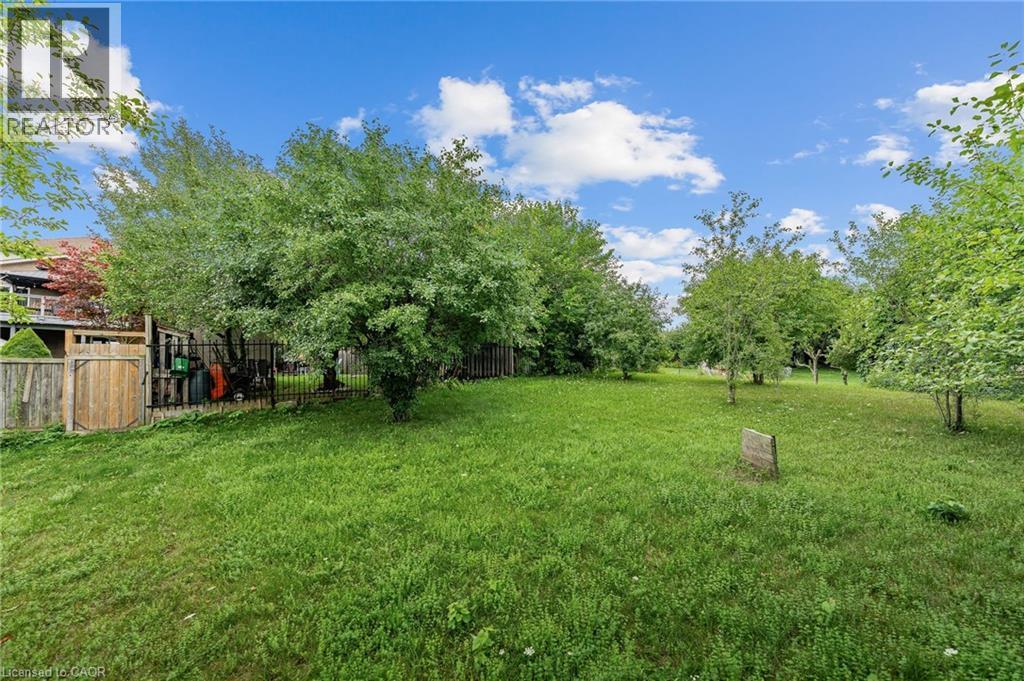 479 Doon South Drive Property Photo 6