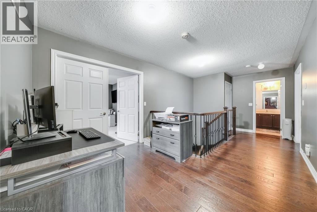 2 Kennedy Boulevard Property Photo 18