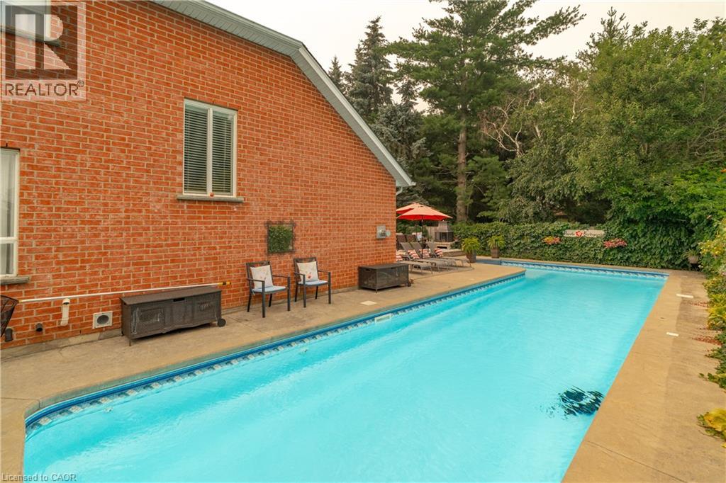 79 Beaverbrook Crescent Property Photo 5