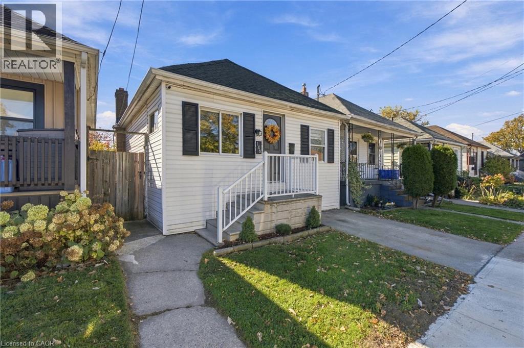 146 Hope Avenue Property Photo 3