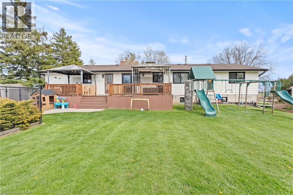 5090 Blackheath Road Property Photo 35