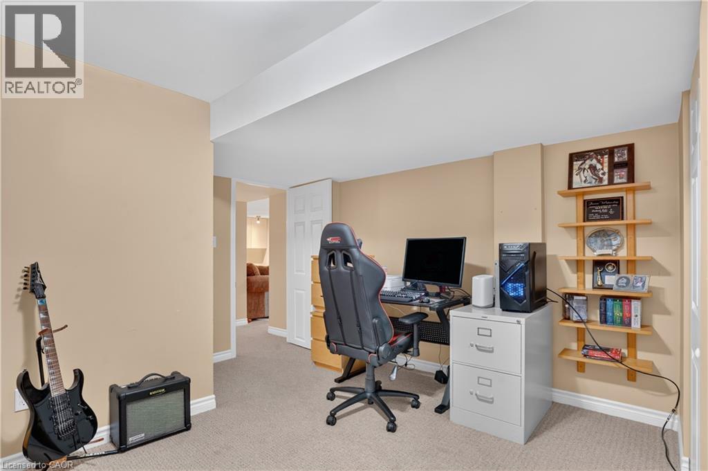 8 Fifth Avenue Property Photo 39