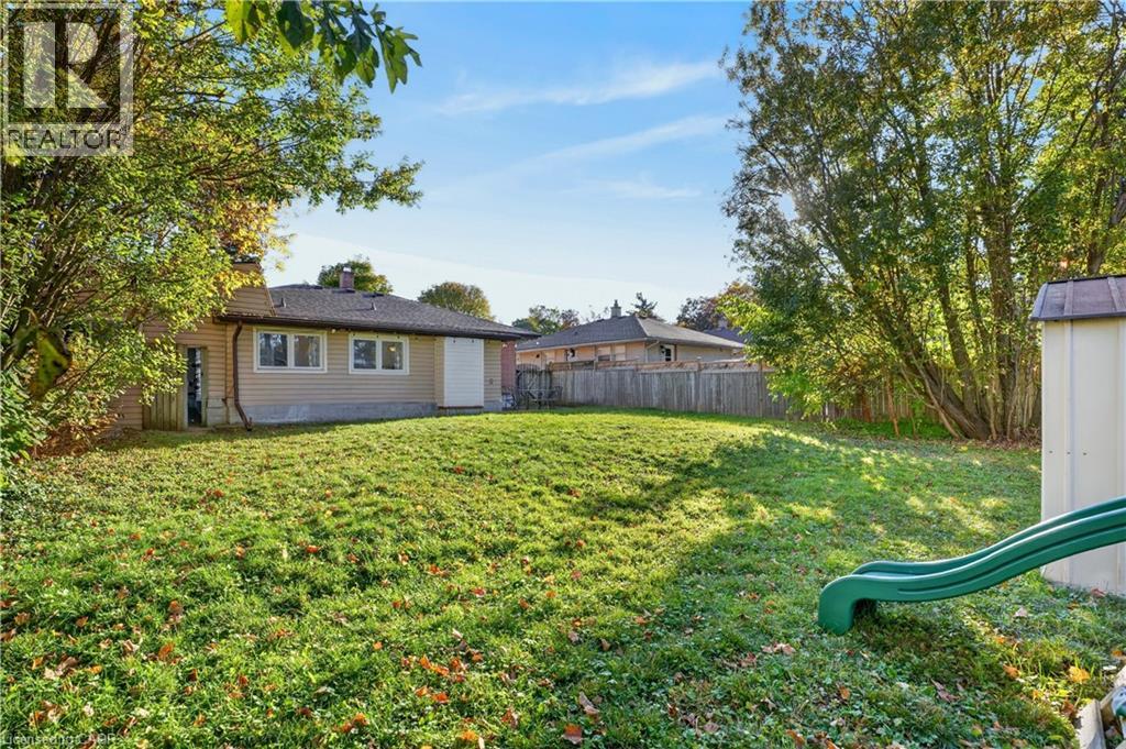 8 Fifth Avenue Property Photo 44