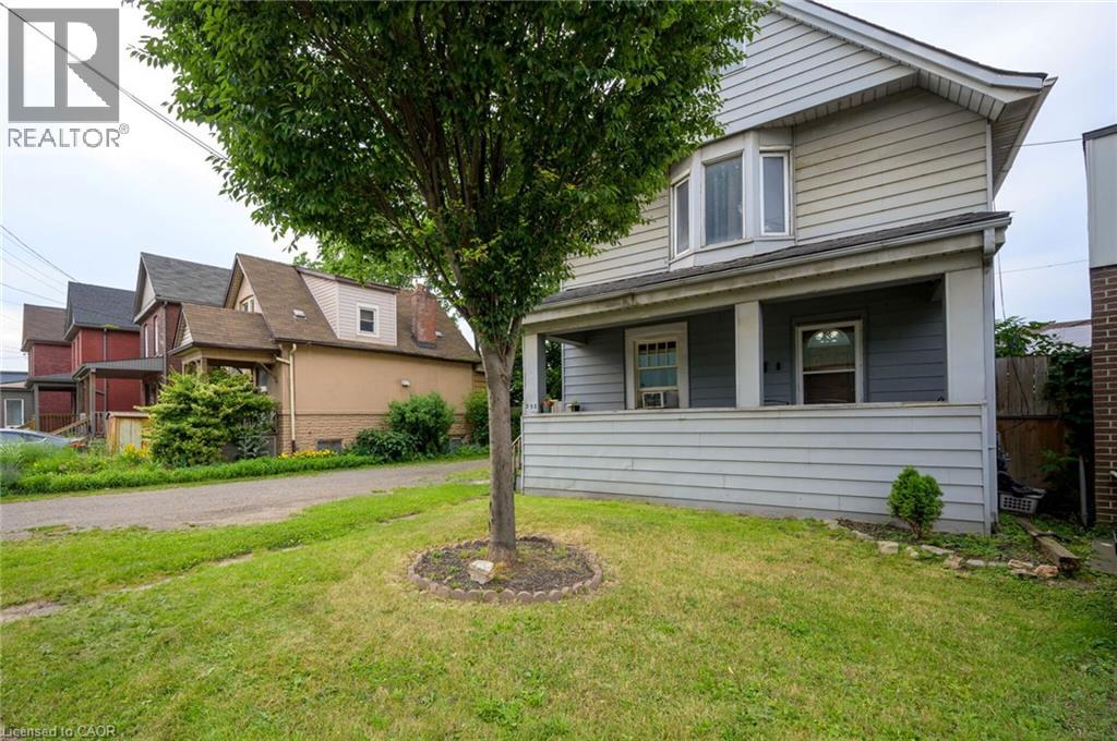 372 Beach Road Property Photo 2