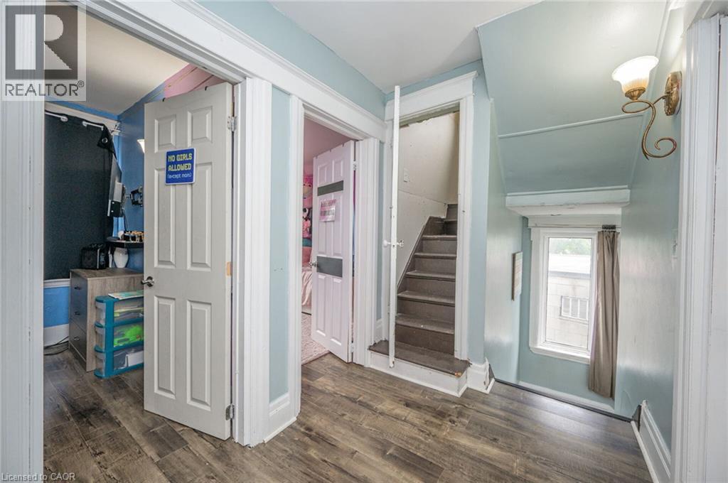 372 Beach Road Property Photo 14