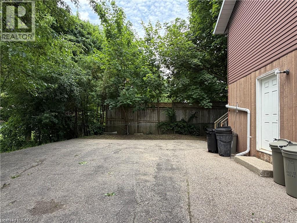 379 Holly Street Property Photo 30