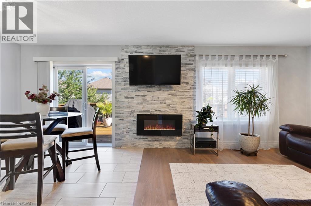 343 Steepleridge Street Property Photo 15