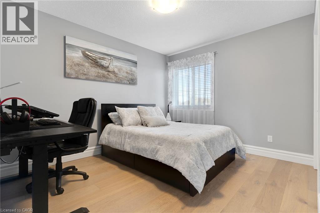 343 Steepleridge Street Property Photo 19