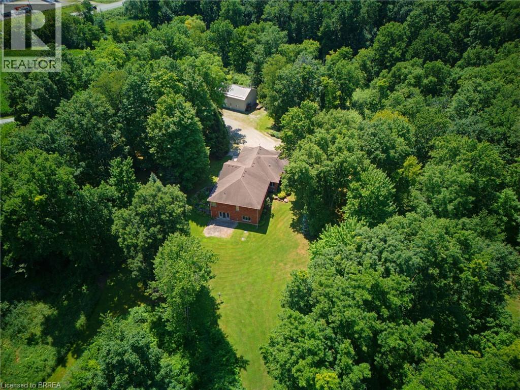 301 Governors Road E Property Photo 31