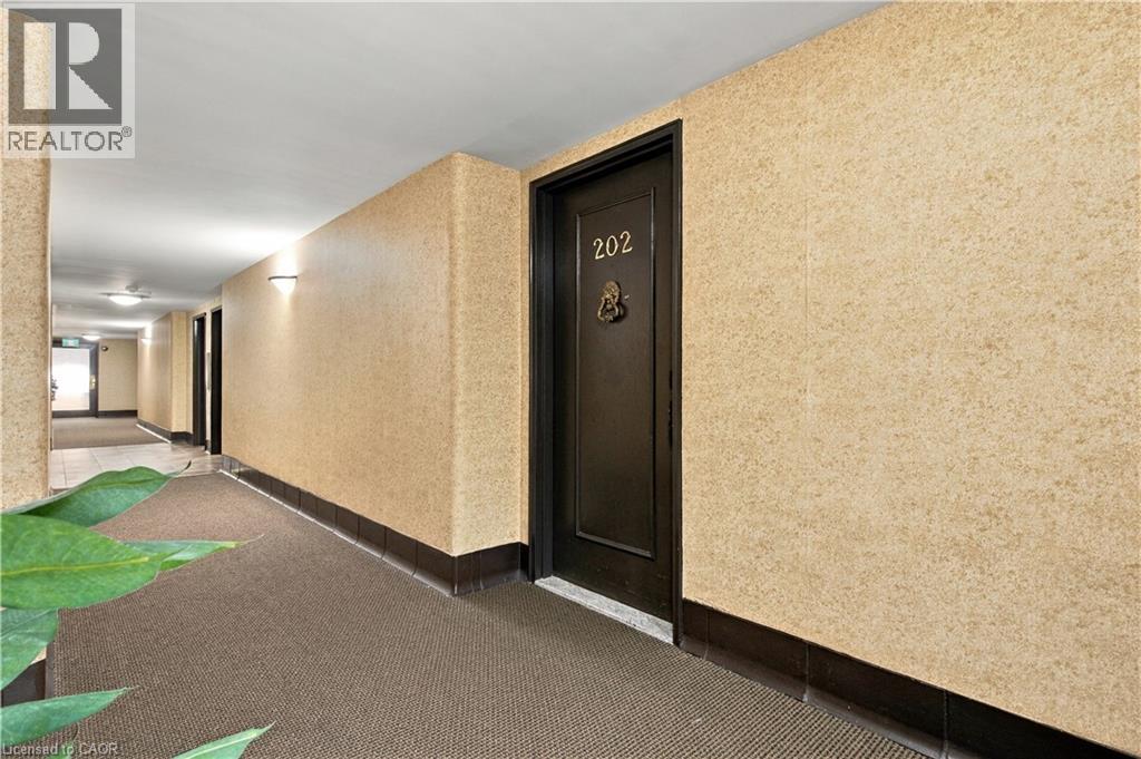 45 Westmount Road N Unit# 202 Property Photo 6