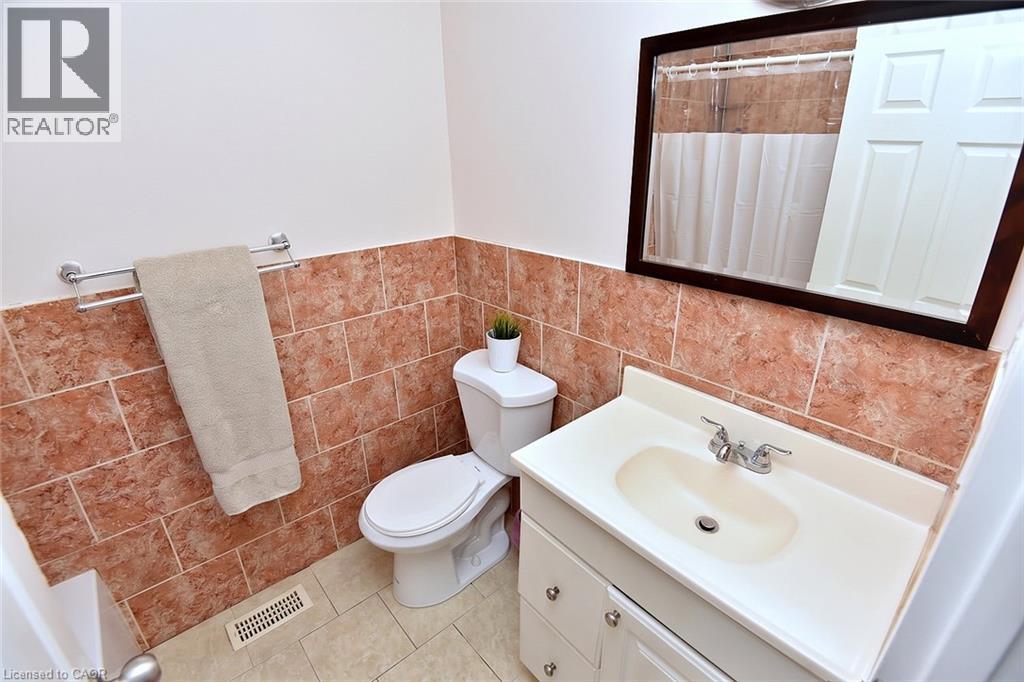 100 Golden Orchard Drive Property Photo 23