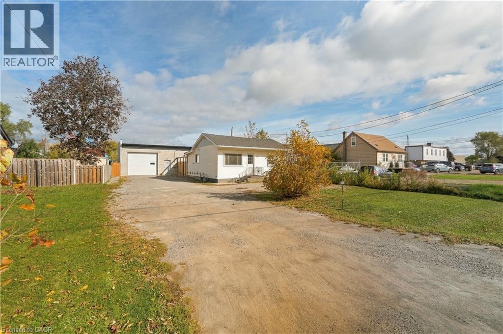 727 Barton Street Property Photo 1