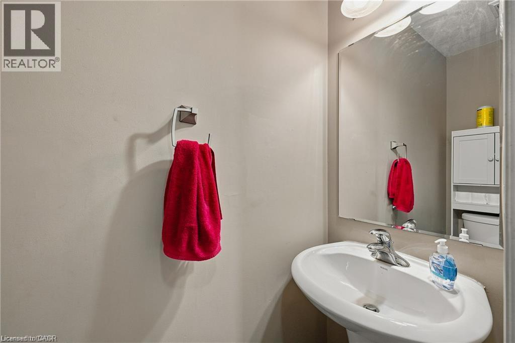 742 Rogers Road Property Photo 14