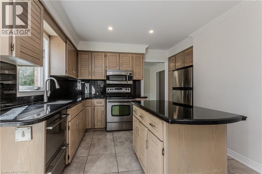 1327 Hazelton Boulevard Property Photo 11