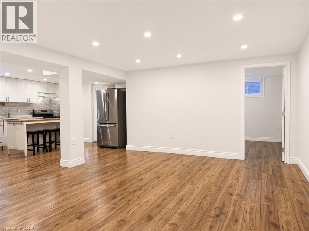 312 Upper Paradise Road Unit# Basement Property Photo 3