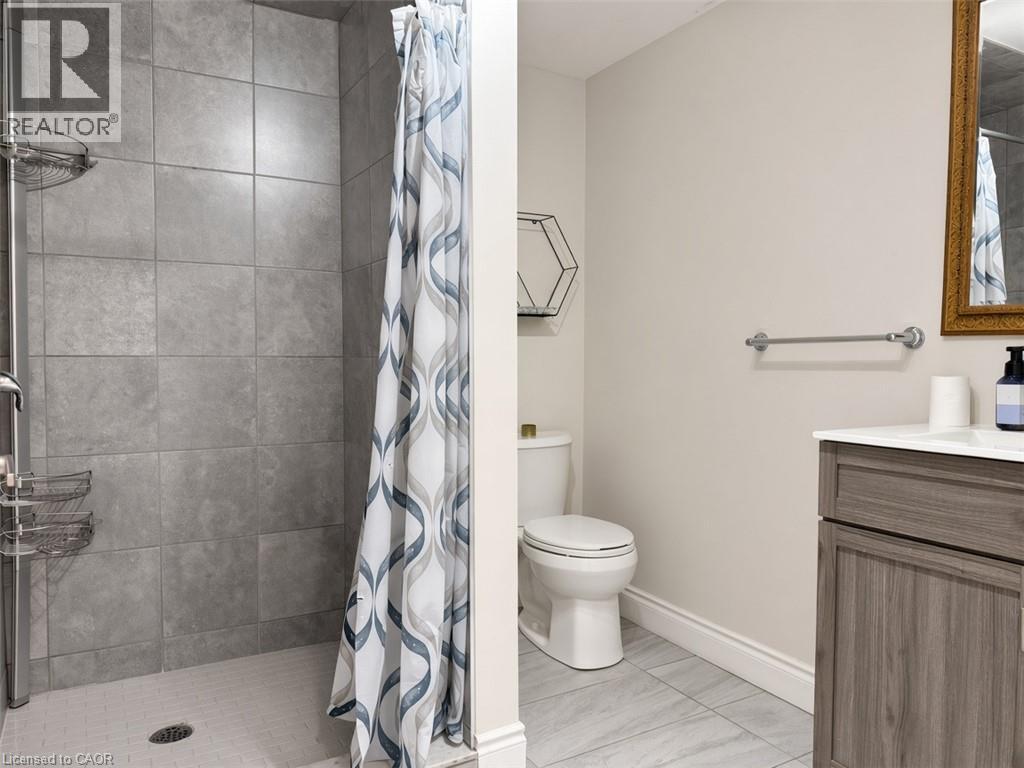 312 Upper Paradise Road Unit# Basement Property Photo 11