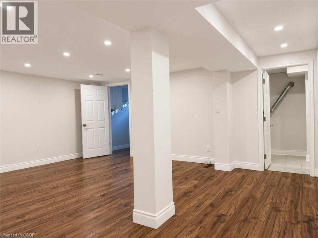 312 Upper Paradise Road Unit# Basement Property Photo 13