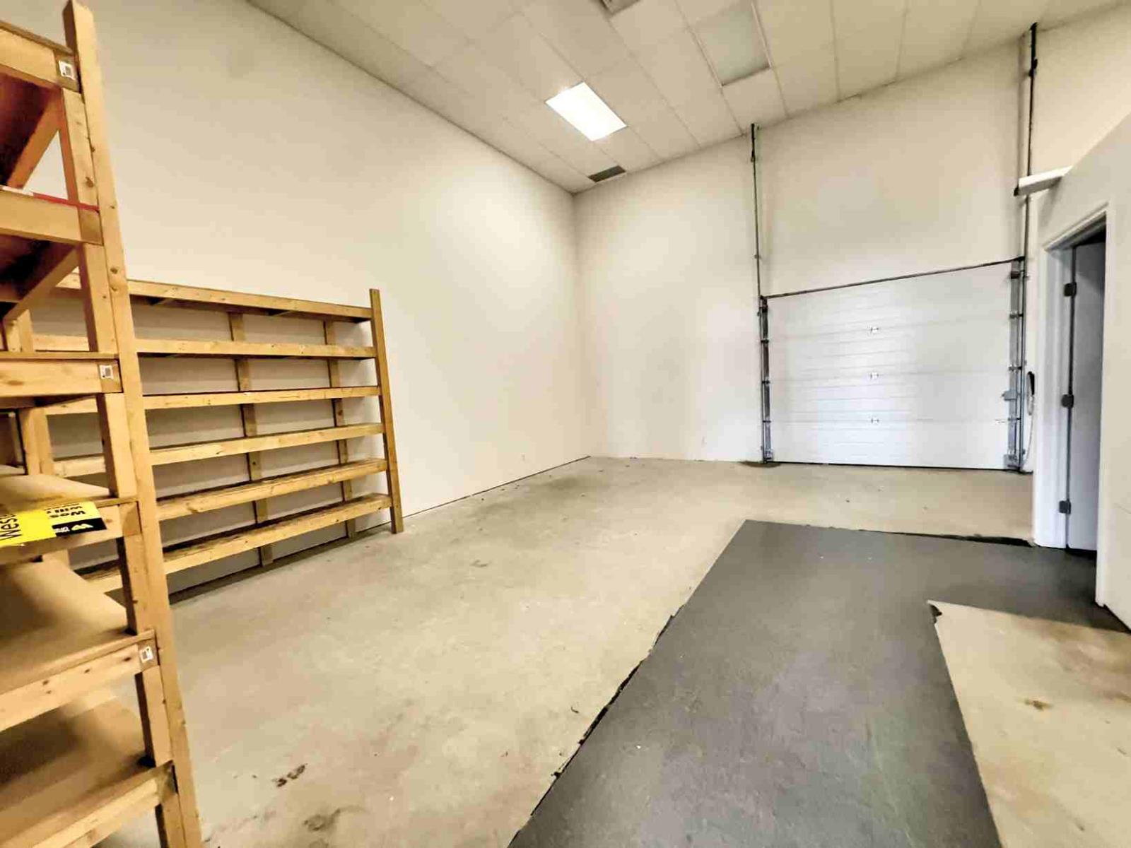 4213 50 Avenue Property Photo 5