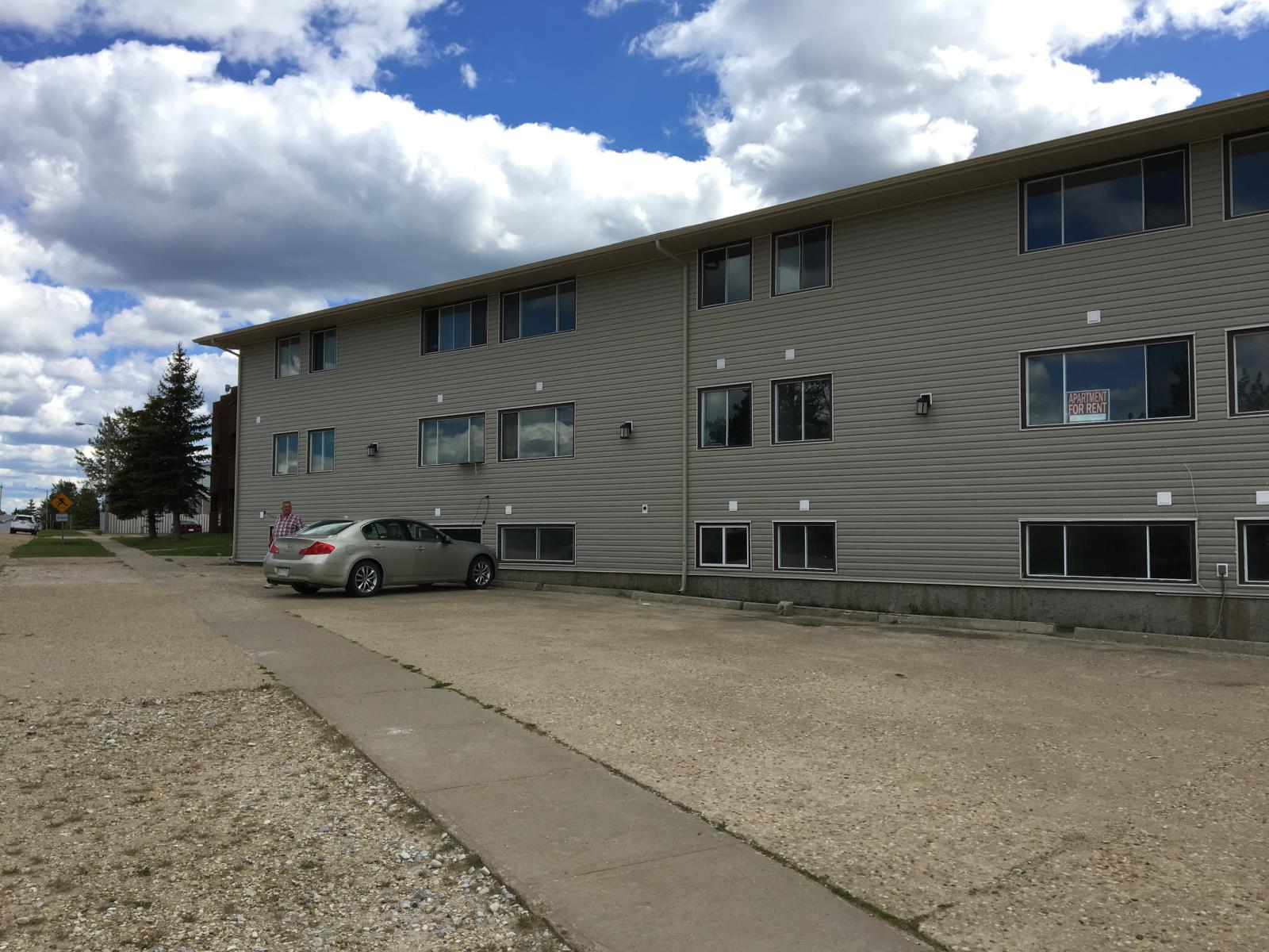4943 Chalmers Avenue Property Photo 1