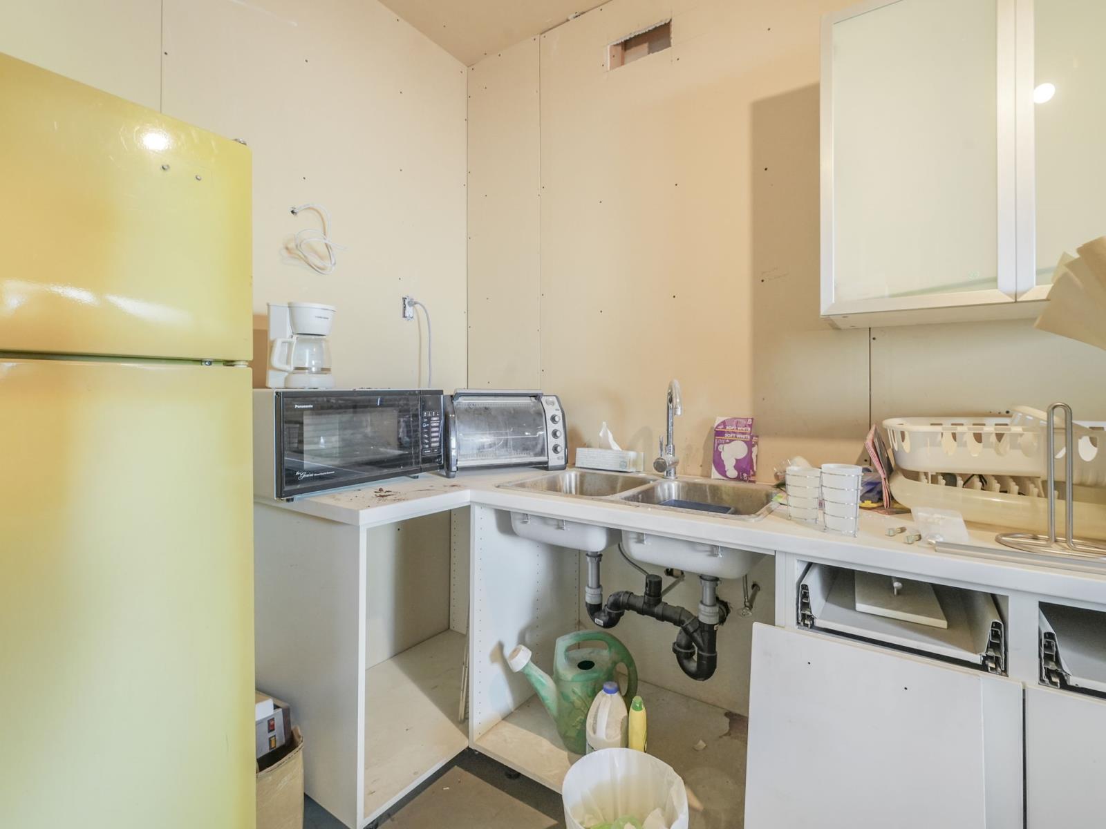15454 131 Avenue Property Photo 35