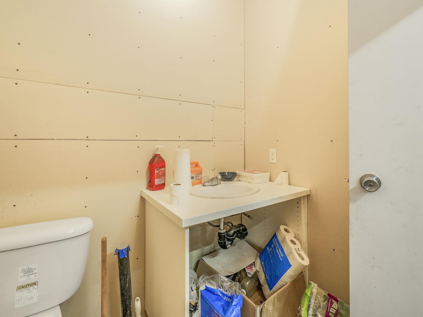 15454 131 Avenue Property Photo 38