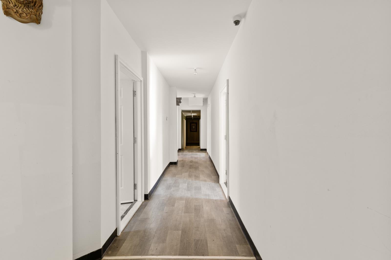 102 2 Avenue Property Photo 40
