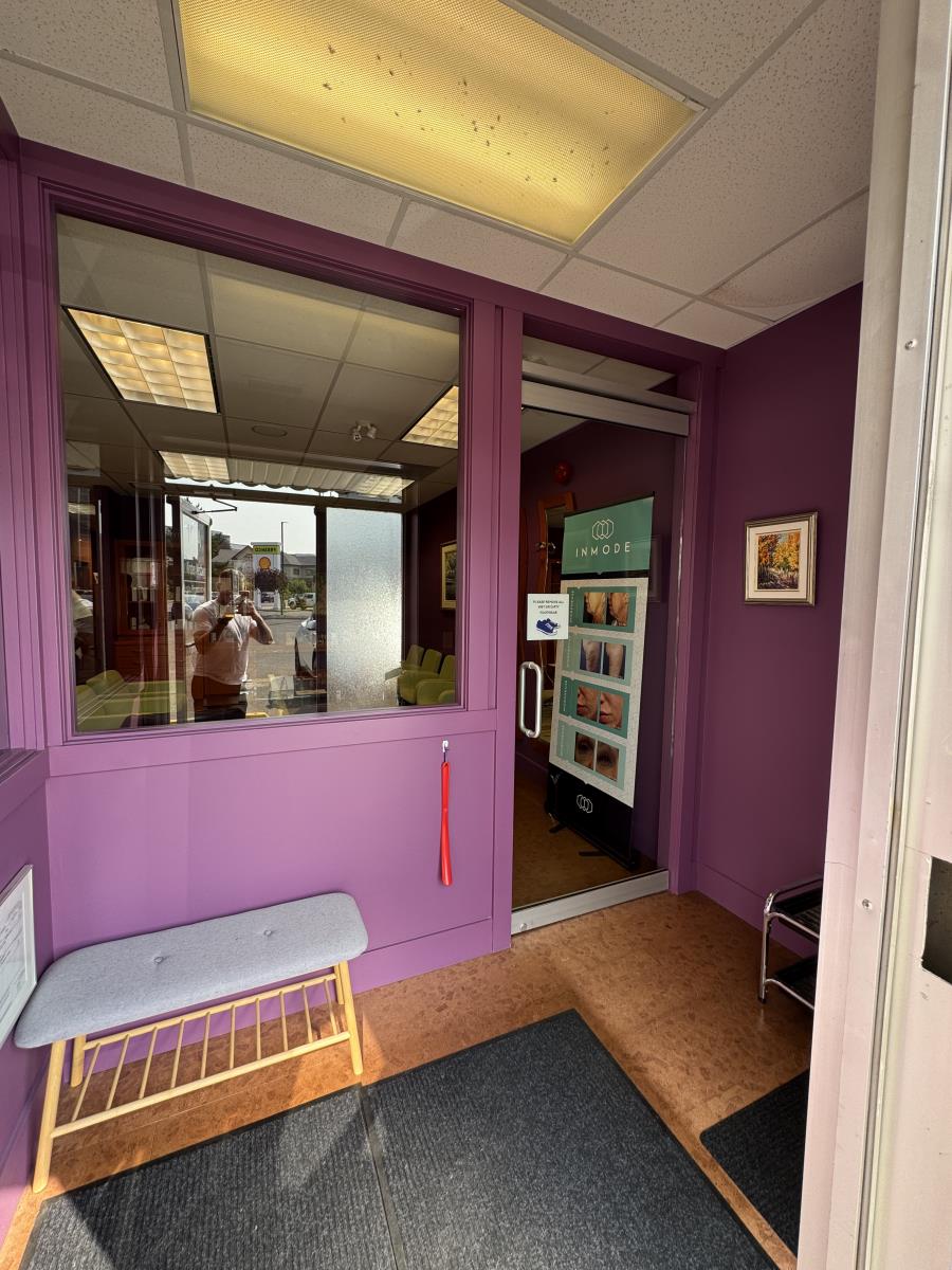 101A, 4419 50 Avenue Property Photo 1
