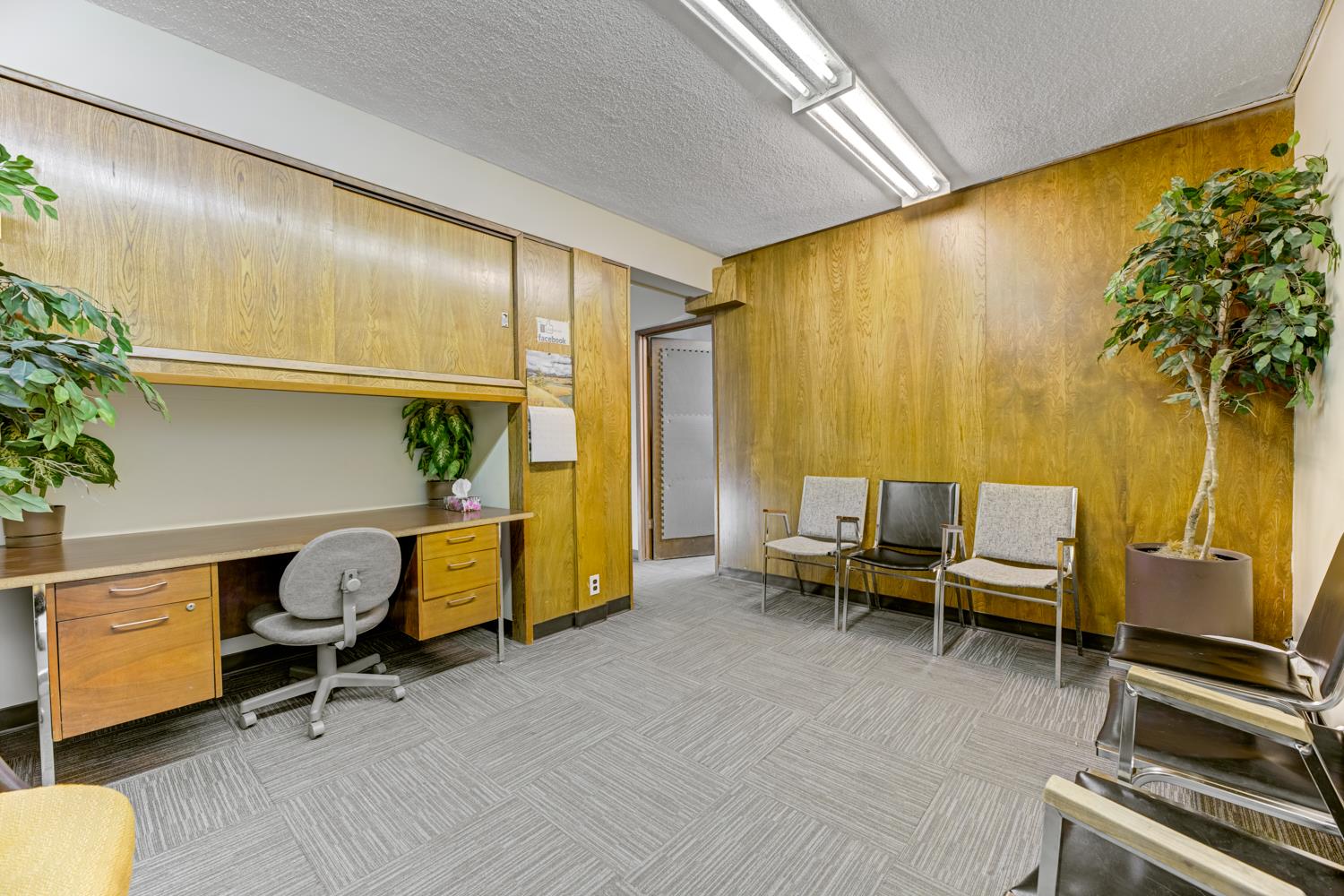 10848 82 Avenue Nw Property Photo 15