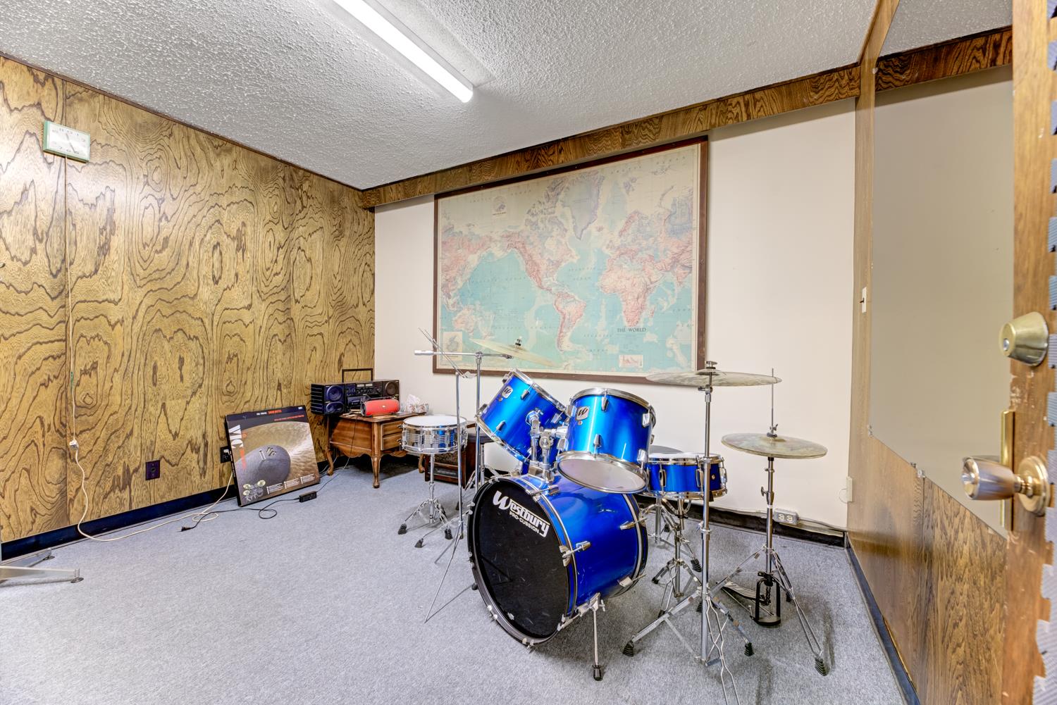 10848 82 Avenue Nw Property Photo 18