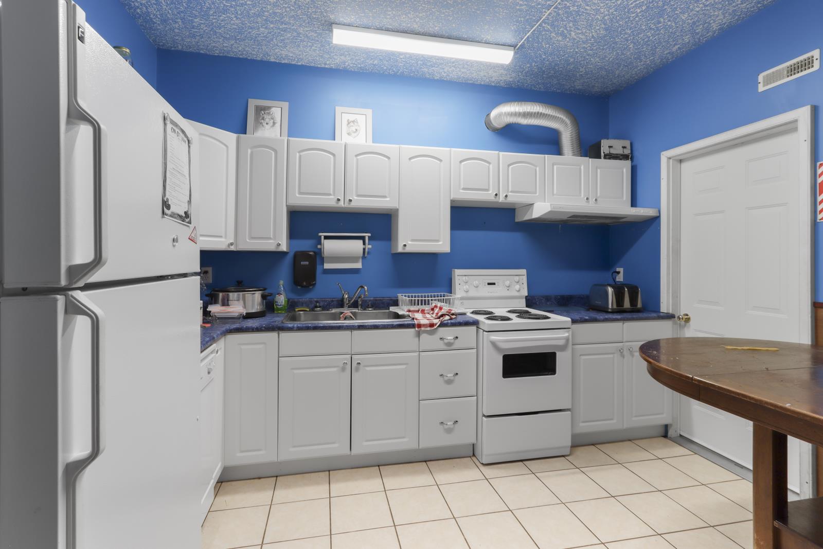 4836a 53 Ave Property Photo 100