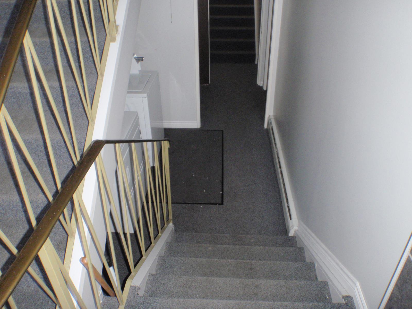 5135 52 Avenue Property Photo 10