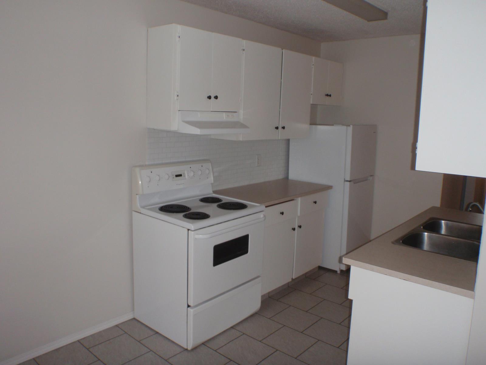 5135 52 Avenue Property Photo 26