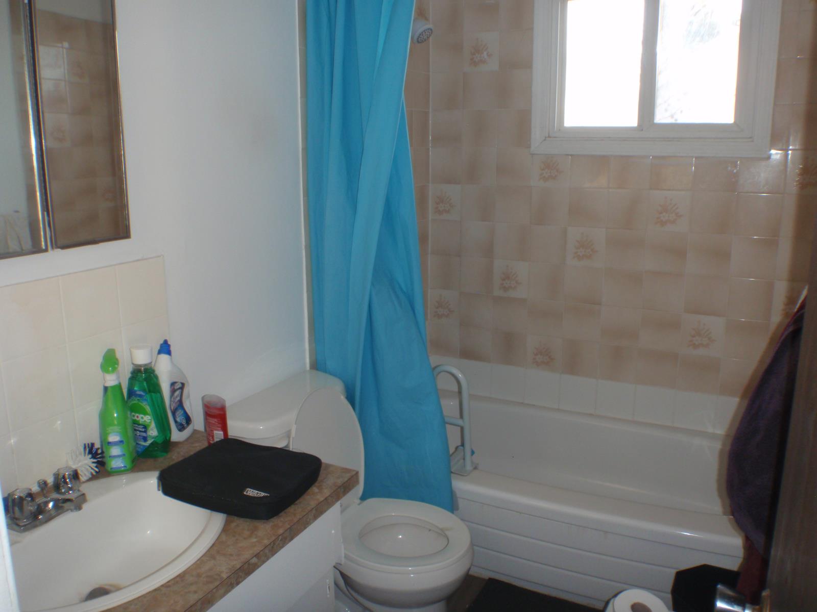 5135 52 Avenue Property Photo 54