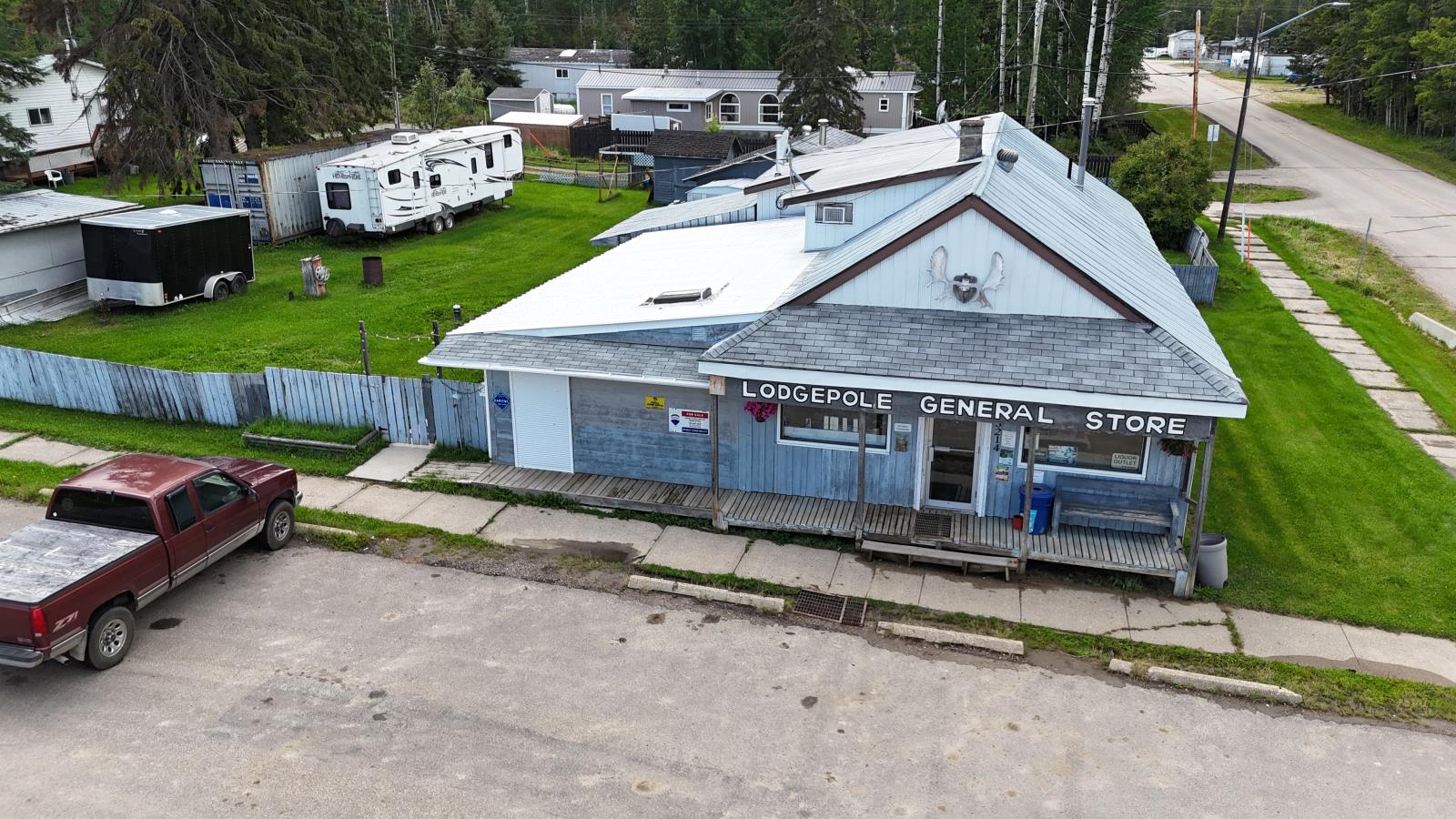 5214 47 St Property Photo 1