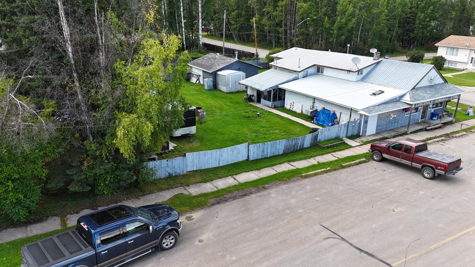 5214 47 St Property Photo 12
