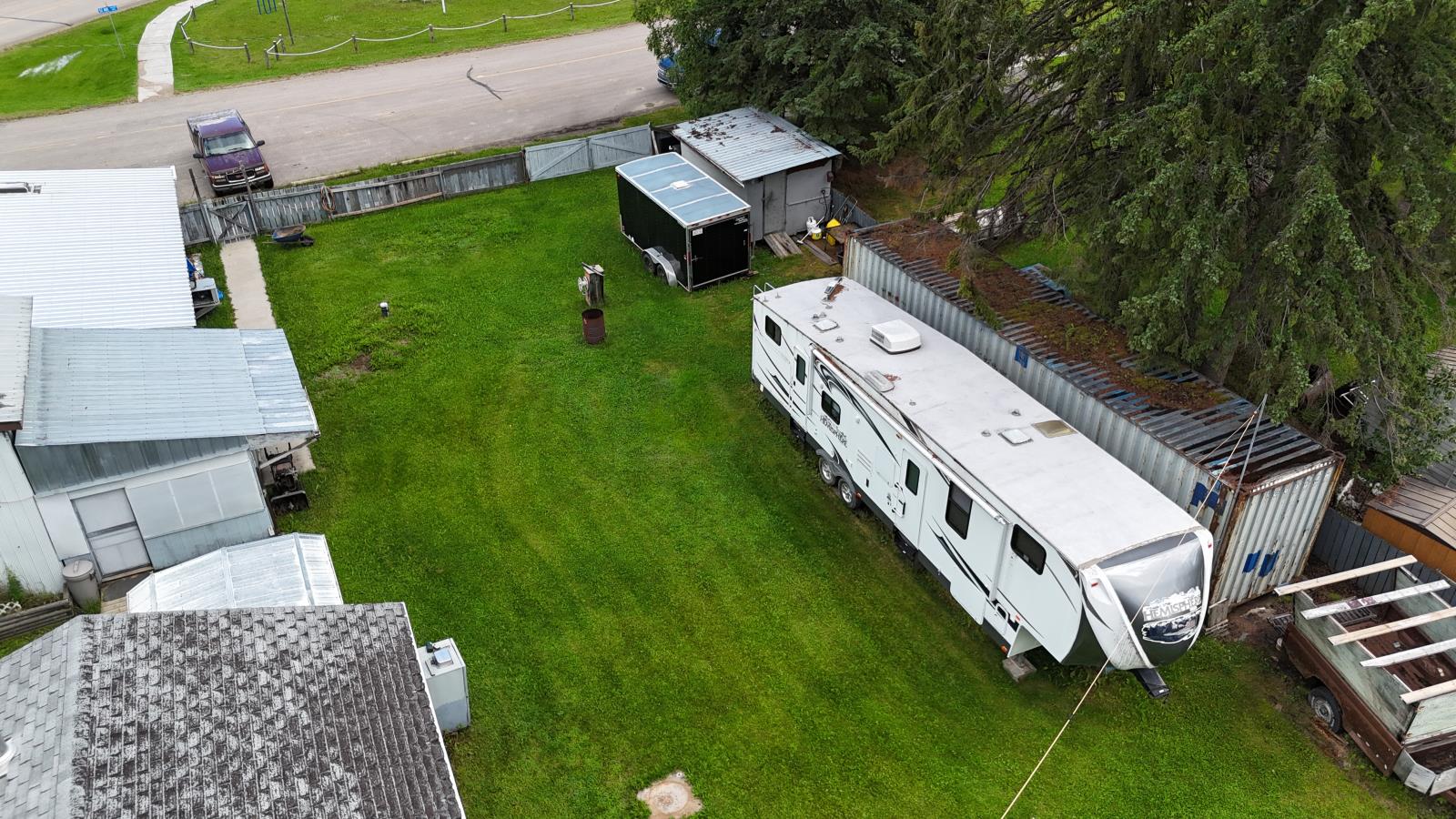 5214 47 St Property Photo 14