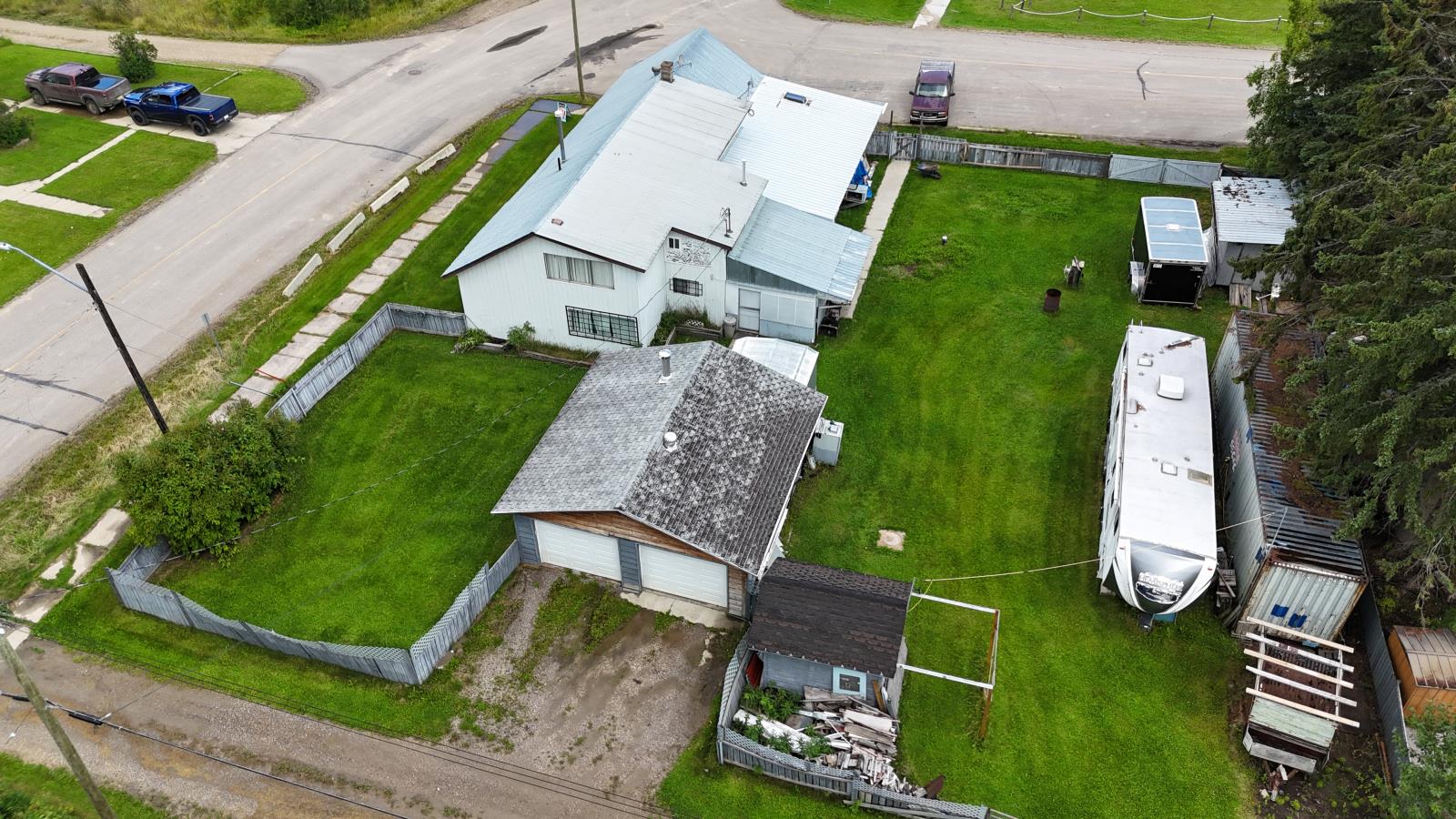 5214 47 St Property Photo 16