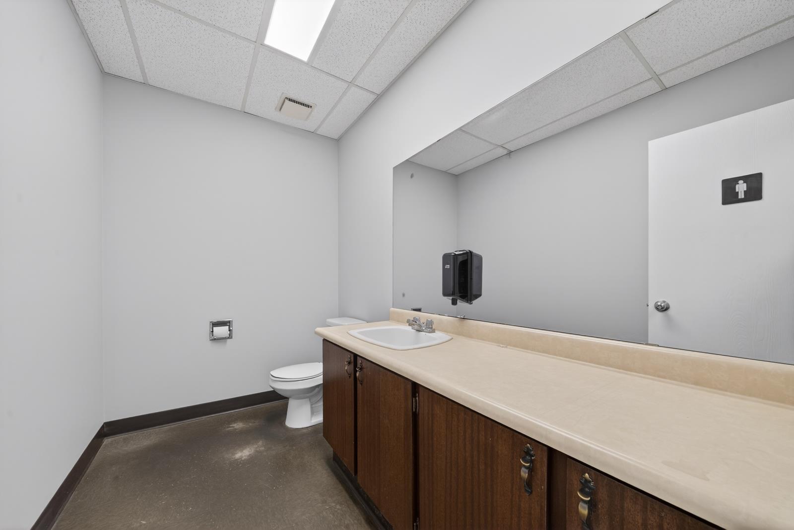 10821 209 St Nw Property Photo 11